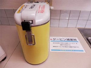 歯を削るタービンも患者様ごとに滅菌処理しております